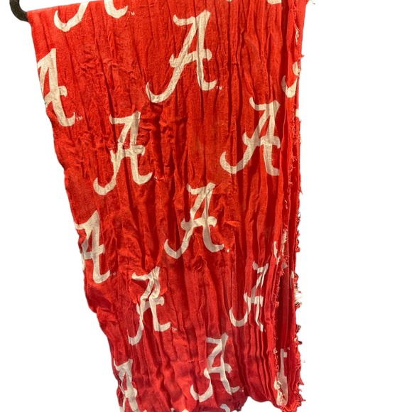 Alabama Houndstooth Scarves - Picture 3 of 6